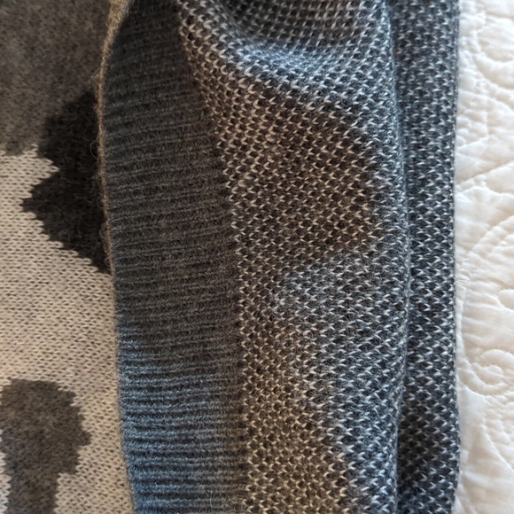 Lucky Brand Camouflage Crew Sweater - Picture 7 of 8